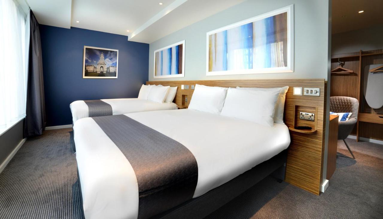 Travelodge Plus Dublin City Centre Exterior photo